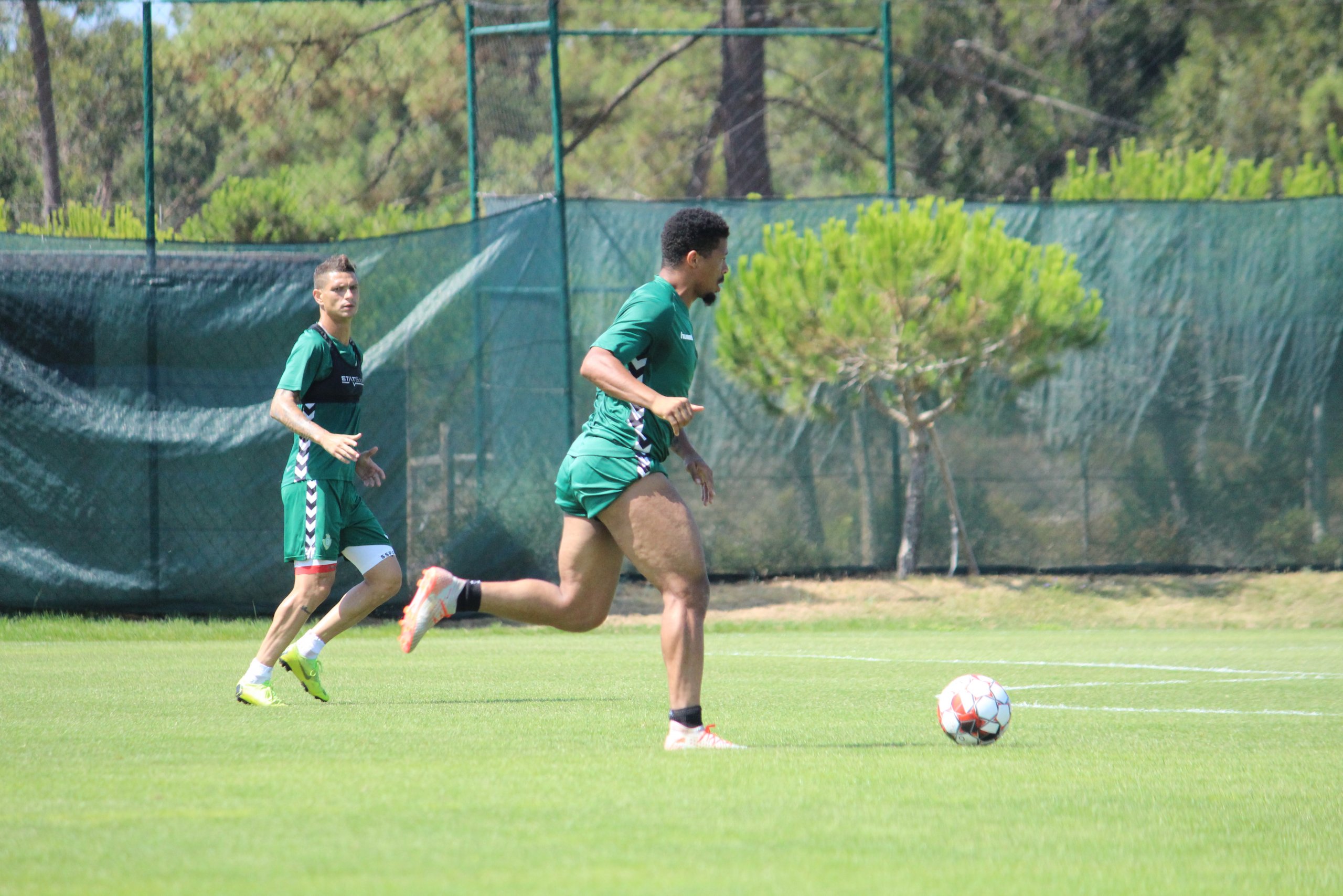 Vitória FC vence o Estoril Praia e mantém a invencibilidade Vitória